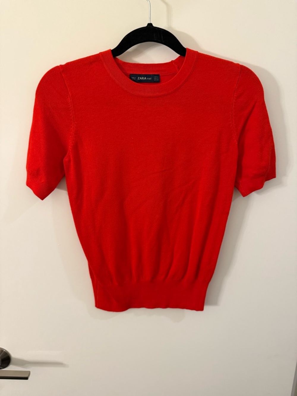 Zara Bright Red-Orange Short Sleeve Knit Tee